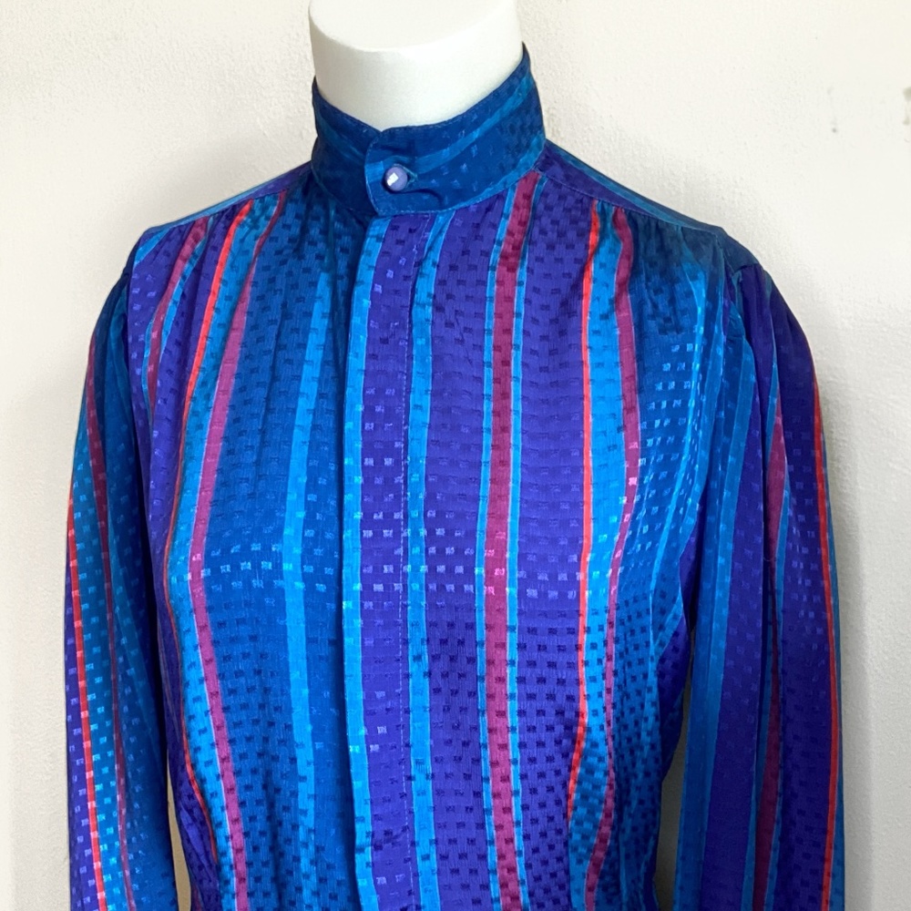 Vintage blue multicolored blouse